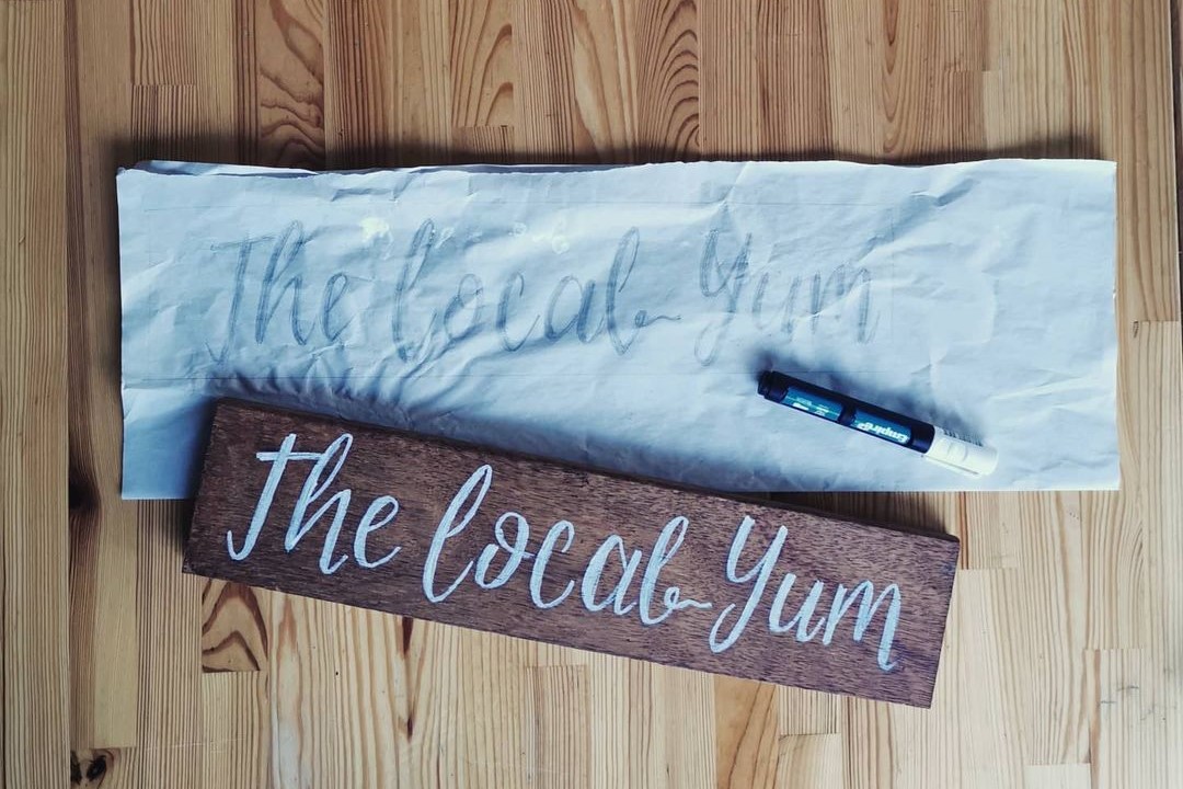 Handlettering The Local Yum sign.